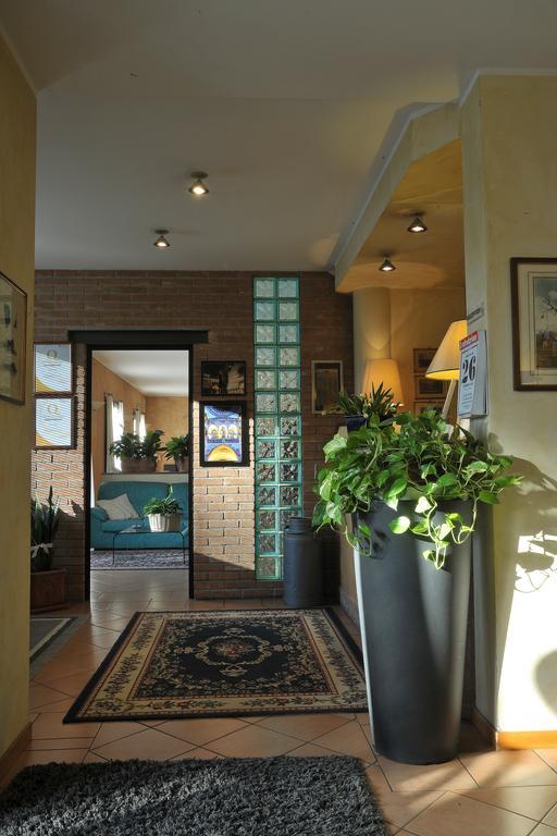 Hotel Parco Castelvetro Piacentino エクステリア 写真