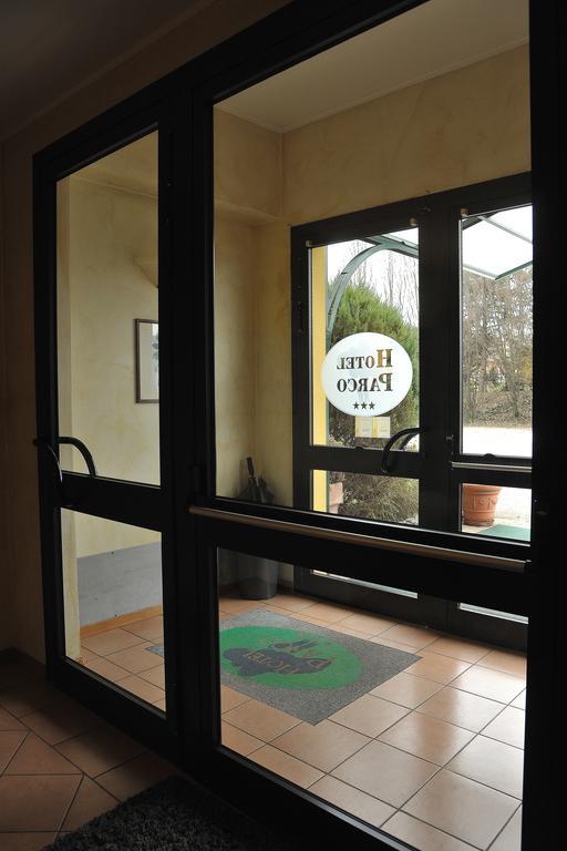Hotel Parco Castelvetro Piacentino エクステリア 写真